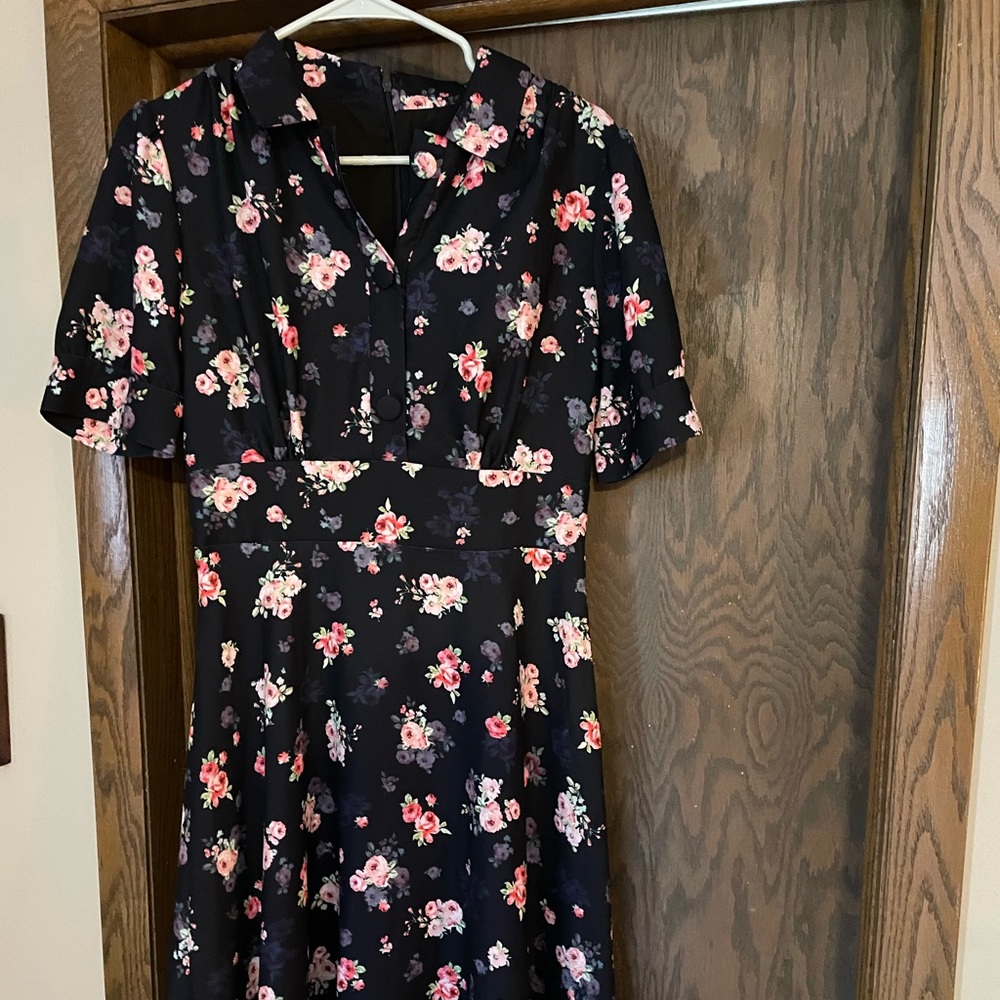 Blue floral dress with collar